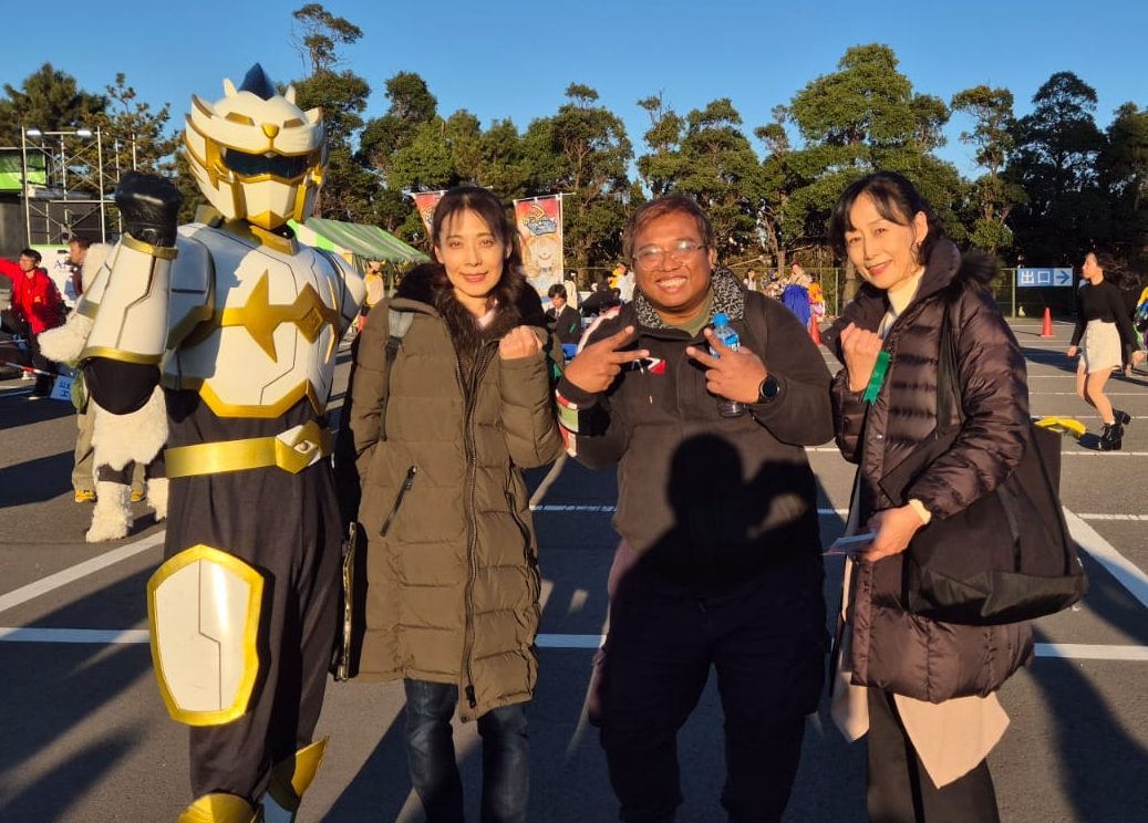 Sacred Guardian Singa, Mai Ooishi, Aydeel Djoeharie and Sumiko Tanaka at the Japan Local Hero Festival