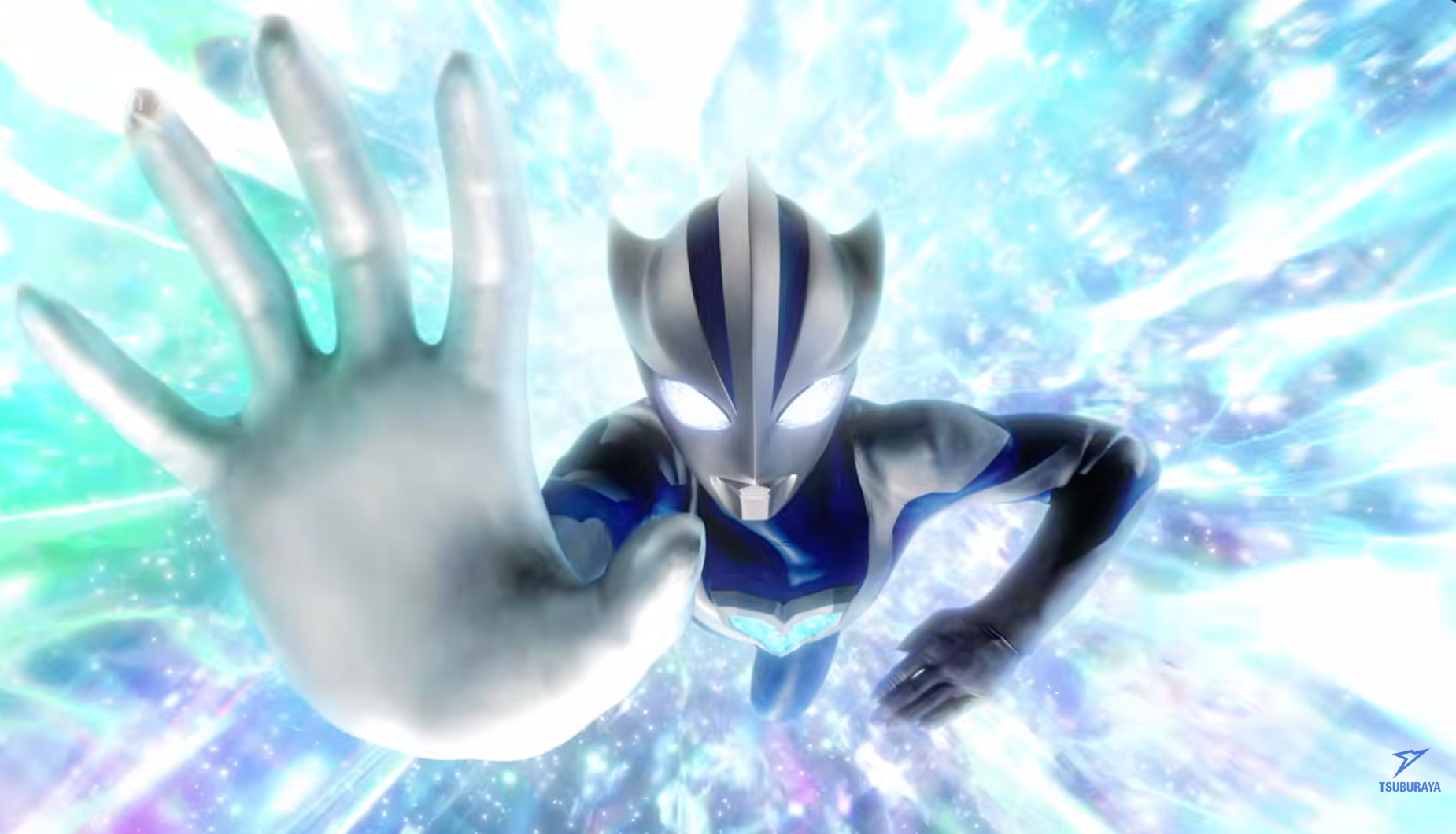 Ibuki transforms into Ultraman Teo for the first time